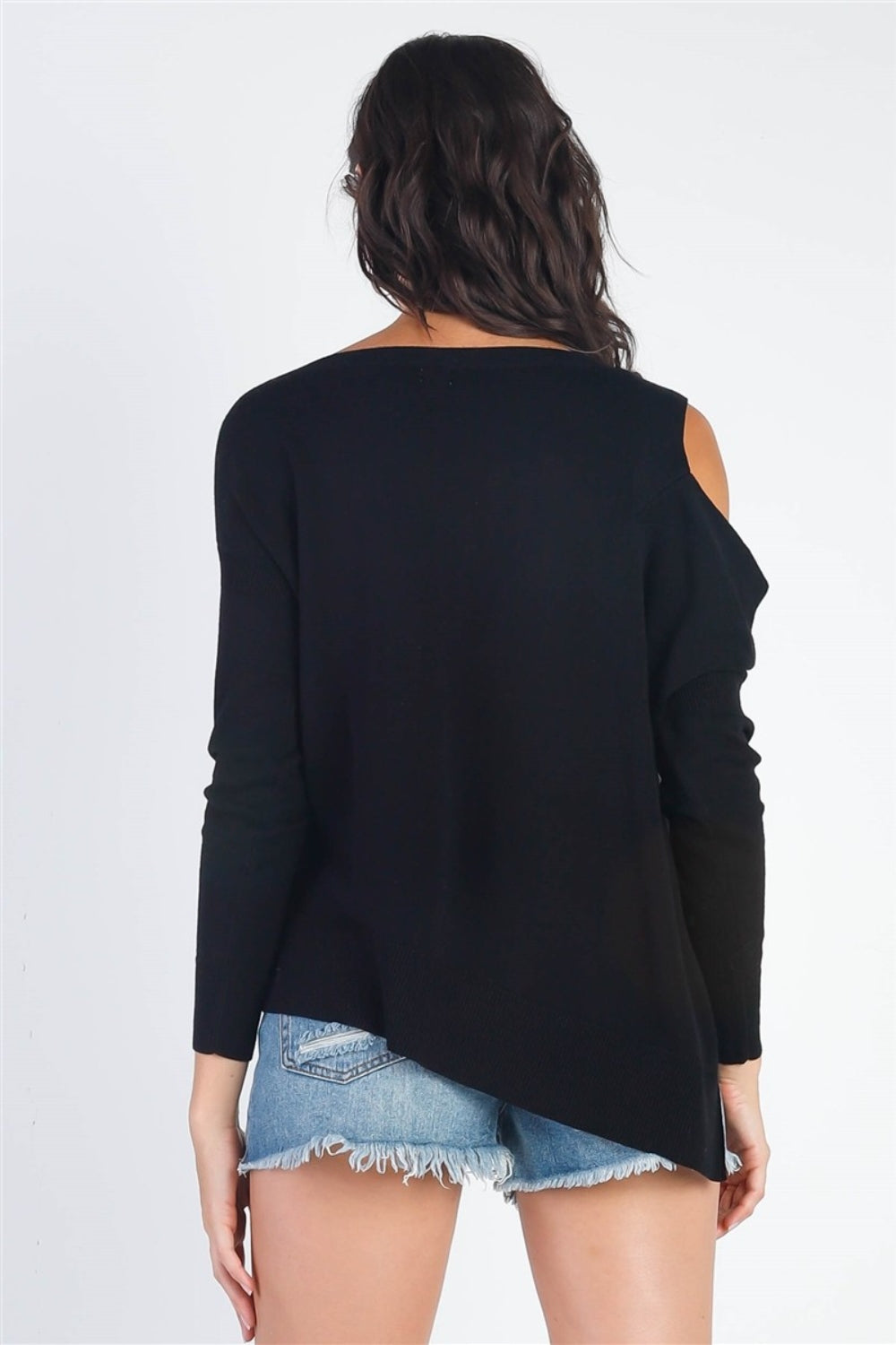 UNIQ Cold Shoulder Long Sleeve Knit Top